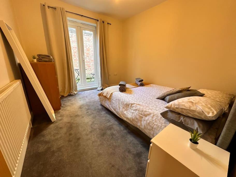 לונדון 2 Bedroom Apartment In Se13 מראה חיצוני תמונה