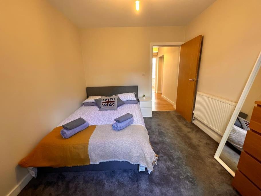 לונדון 2 Bedroom Apartment In Se13 מראה חיצוני תמונה