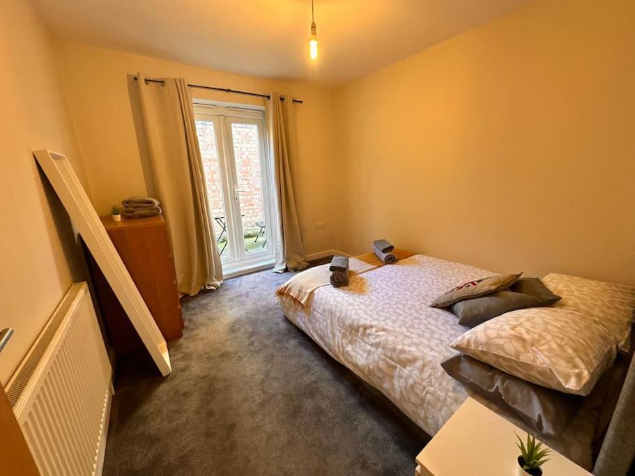 לונדון 2 Bedroom Apartment In Se13 מראה חיצוני תמונה